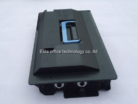 Kit de toner TK 715  Consumíveis de tinta e cartuchos de toner Kyocera com 34000 páginas